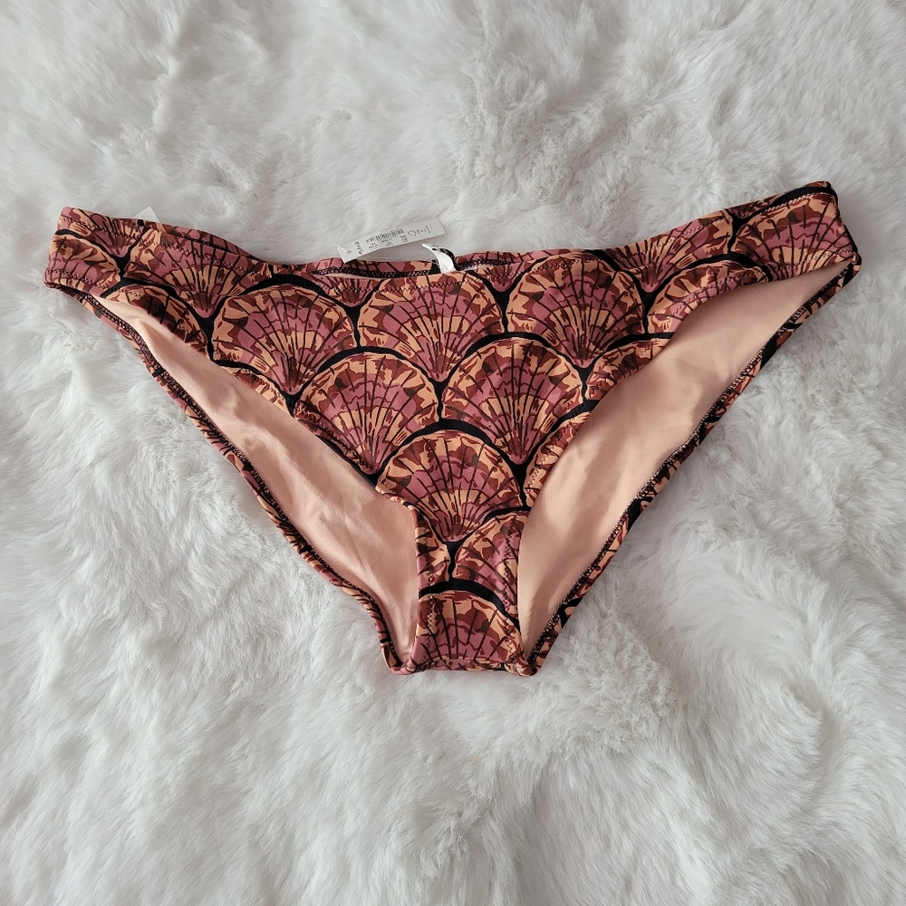 đMADEWELL SECOND WAVE CURVED-WAIST BIKINI BOTTOM IN PAINTED SEASHELLS XX - Picture 5 of 7